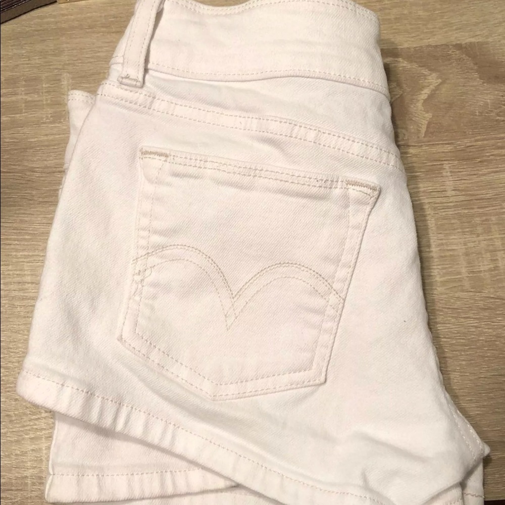 White Levi shorts